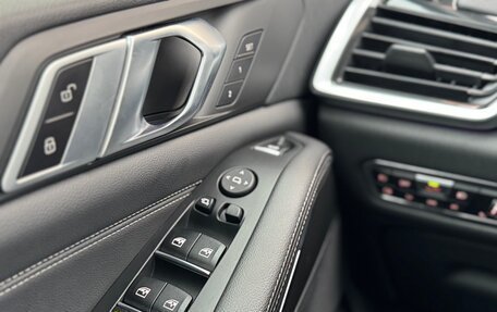 BMW X5, 2019 год, 6 750 000 рублей, 31 фотография