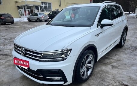 Volkswagen Tiguan II, 2018 год, 3 300 000 рублей, 4 фотография
