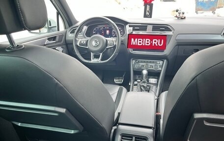 Volkswagen Tiguan II, 2018 год, 3 300 000 рублей, 6 фотография