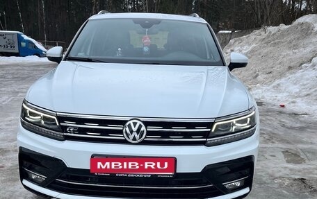 Volkswagen Tiguan II, 2018 год, 3 300 000 рублей, 12 фотография