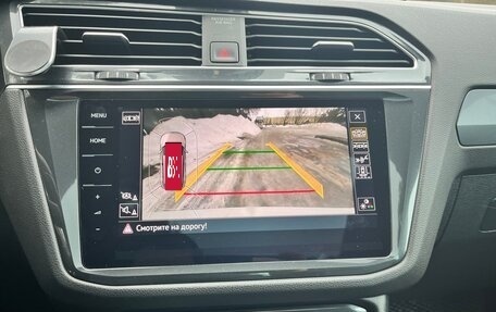 Volkswagen Tiguan II, 2018 год, 3 300 000 рублей, 15 фотография