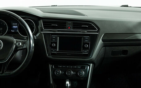 Volkswagen Tiguan II, 2017 год, 1 999 700 рублей, 14 фотография