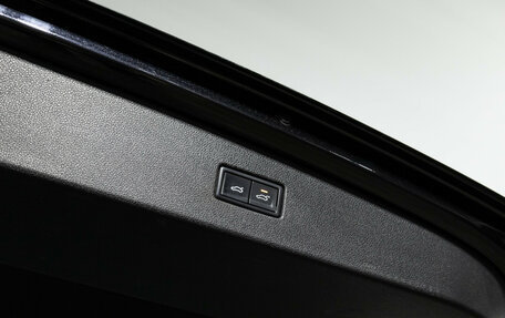 Volkswagen Tiguan II, 2017 год, 1 999 700 рублей, 18 фотография