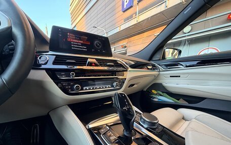 BMW 6 серия, 2018 год, 4 000 000 рублей, 11 фотография
