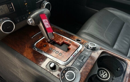 Volkswagen Touareg III, 2010 год, 990 000 рублей, 13 фотография