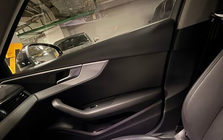 Audi A4, 2018 год, 2 300 000 рублей, 8 фотография