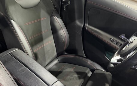 Mercedes-Benz CLA, 2020 год, 2 800 000 рублей, 11 фотография