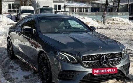 Mercedes-Benz E-Класс, 2019 год, 3 890 000 рублей, 2 фотография