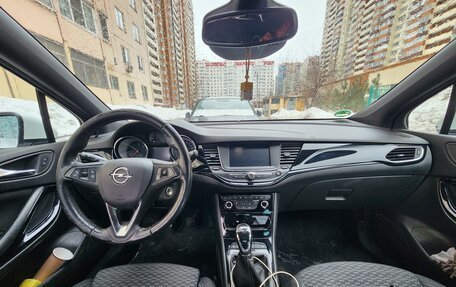Opel Astra K, 2018 год, 1 400 000 рублей, 7 фотография