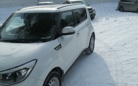 KIA Soul II рестайлинг, 2017 год, 1 800 000 рублей, 2 фотография