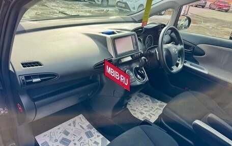 Toyota Wish II, 2011 год, 1 159 000 рублей, 13 фотография