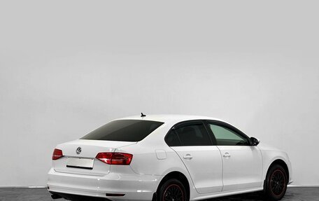 Volkswagen Jetta VI, 2015 год, 1 070 000 рублей, 2 фотография