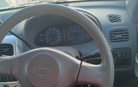 Nissan Cube II, 2001 год, 200 000 рублей, 12 фотография