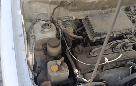 Nissan Cube II, 2001 год, 200 000 рублей, 10 фотография