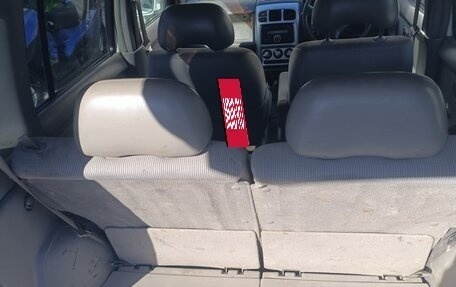 Nissan Cube II, 2001 год, 200 000 рублей, 6 фотография