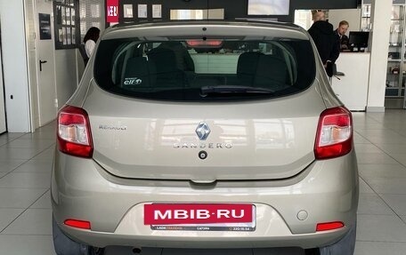 Renault Sandero II рестайлинг, 2018 год, 870 000 рублей, 5 фотография