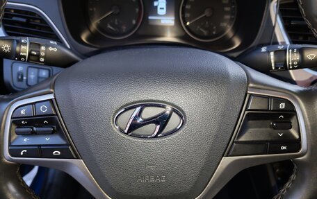 Hyundai Solaris II рестайлинг, 2017 год, 2 фотография