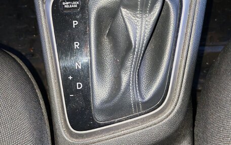 Hyundai Solaris II рестайлинг, 2017 год, 3 фотография