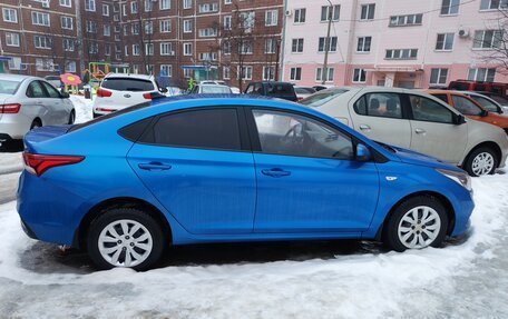 Hyundai Solaris II рестайлинг, 2017 год, 9 фотография