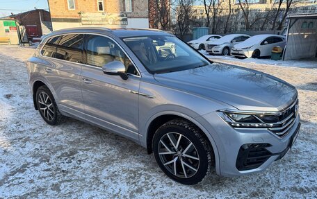 Volkswagen Touareg III, 2018 год, 5 890 000 рублей, 1 фотография
