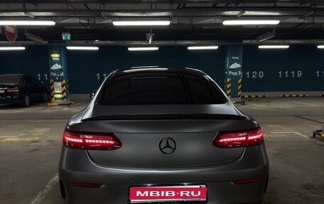 Mercedes-Benz E-Класс, 2020 год, 4 700 000 рублей, 1 фотография