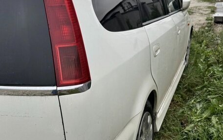 Honda Stream I рестайлинг, 2002 год, 550 000 рублей, 4 фотография