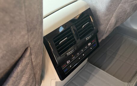 Volkswagen Touareg III, 2018 год, 5 890 000 рублей, 9 фотография