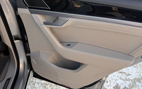 Volkswagen Touareg III, 2018 год, 5 890 000 рублей, 11 фотография