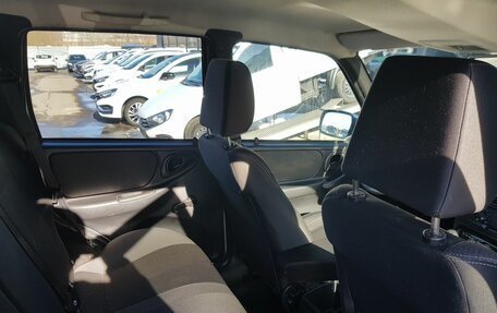 Chevrolet Niva I рестайлинг, 2018 год, 779 000 рублей, 10 фотография