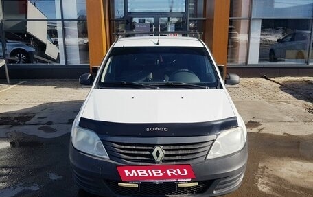 Renault Logan I, 2014 год, 300 000 рублей, 2 фотография