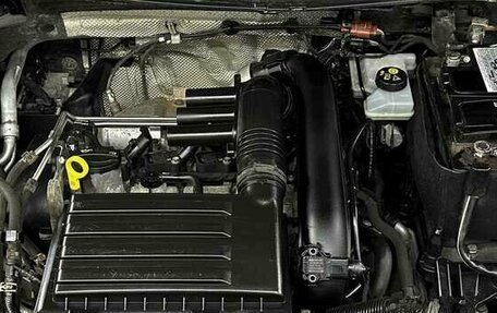 Volkswagen Tiguan II, 2019 год, 1 910 000 рублей, 14 фотография