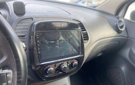 Renault Kaptur I рестайлинг, 2017 год, 1 090 000 рублей, 6 фотография