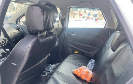 Renault Kaptur I рестайлинг, 2017 год, 1 090 000 рублей, 8 фотография