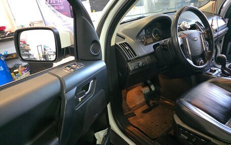 Land Rover Freelander II рестайлинг 2, 2011 год, 1 750 000 рублей, 5 фотография