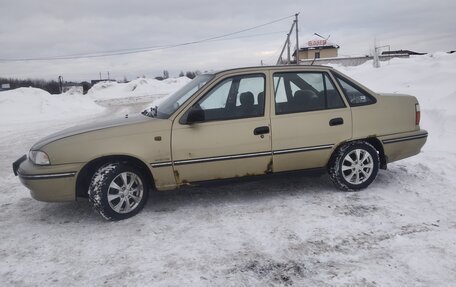 Daewoo Nexia I рестайлинг, 2005 год, 85 000 рублей, 2 фотография