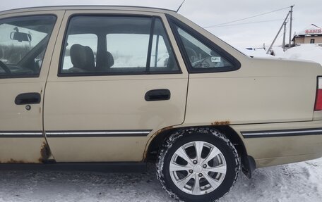 Daewoo Nexia I рестайлинг, 2005 год, 85 000 рублей, 8 фотография