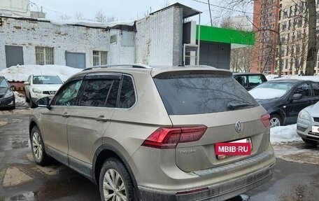 Volkswagen Tiguan II, 2018 год, 3 000 000 рублей, 4 фотография