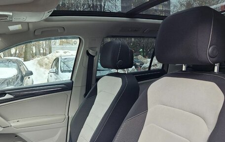 Volkswagen Tiguan II, 2018 год, 3 000 000 рублей, 14 фотография