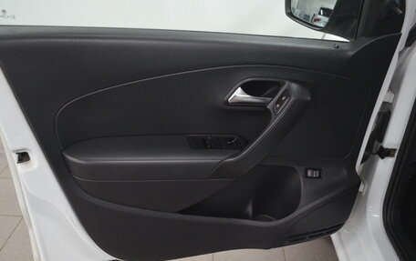 Volkswagen Polo VI (EU Market), 2019 год, 1 170 000 рублей, 14 фотография