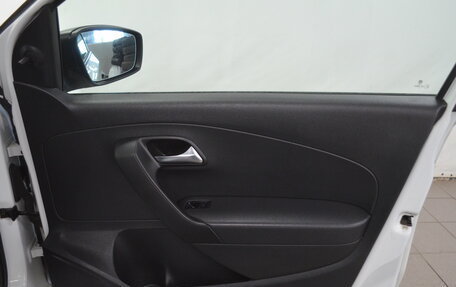 Volkswagen Polo VI (EU Market), 2019 год, 1 170 000 рублей, 13 фотография