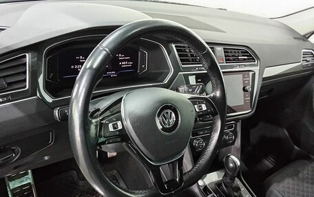 Volkswagen Tiguan II, 2019 год, 2 450 000 рублей, 12 фотография