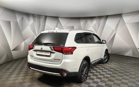Mitsubishi Outlander III рестайлинг 3, 2018 год, 2 043 000 рублей, 2 фотография