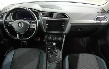 Volkswagen Tiguan II, 2019 год, 2 450 000 рублей, 9 фотография