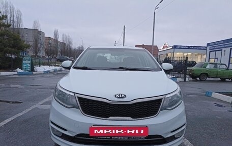 KIA Rio III рестайлинг, 2016 год, 900 000 рублей, 3 фотография