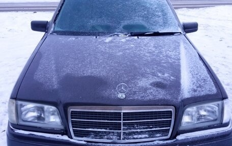 Mercedes-Benz C-Класс, 1995 год, 255 000 рублей, 1 фотография