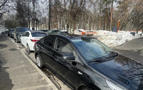 Hyundai Solaris II рестайлинг, 2020 год, 1 350 000 рублей, 2 фотография