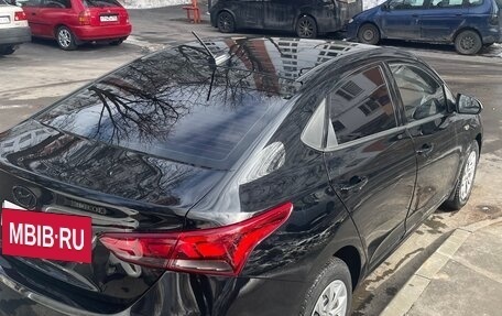 Hyundai Solaris II рестайлинг, 2020 год, 1 350 000 рублей, 3 фотография