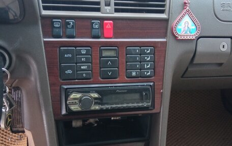 Mercedes-Benz C-Класс, 1995 год, 255 000 рублей, 7 фотография