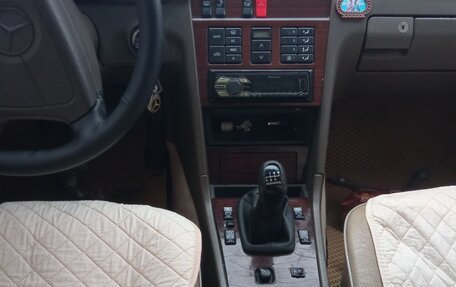 Mercedes-Benz C-Класс, 1995 год, 255 000 рублей, 12 фотография