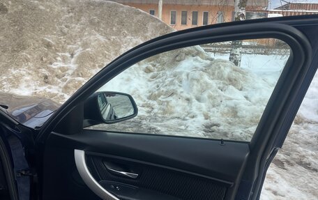 BMW 3 серия, 2016 год, 2 200 000 рублей, 14 фотография